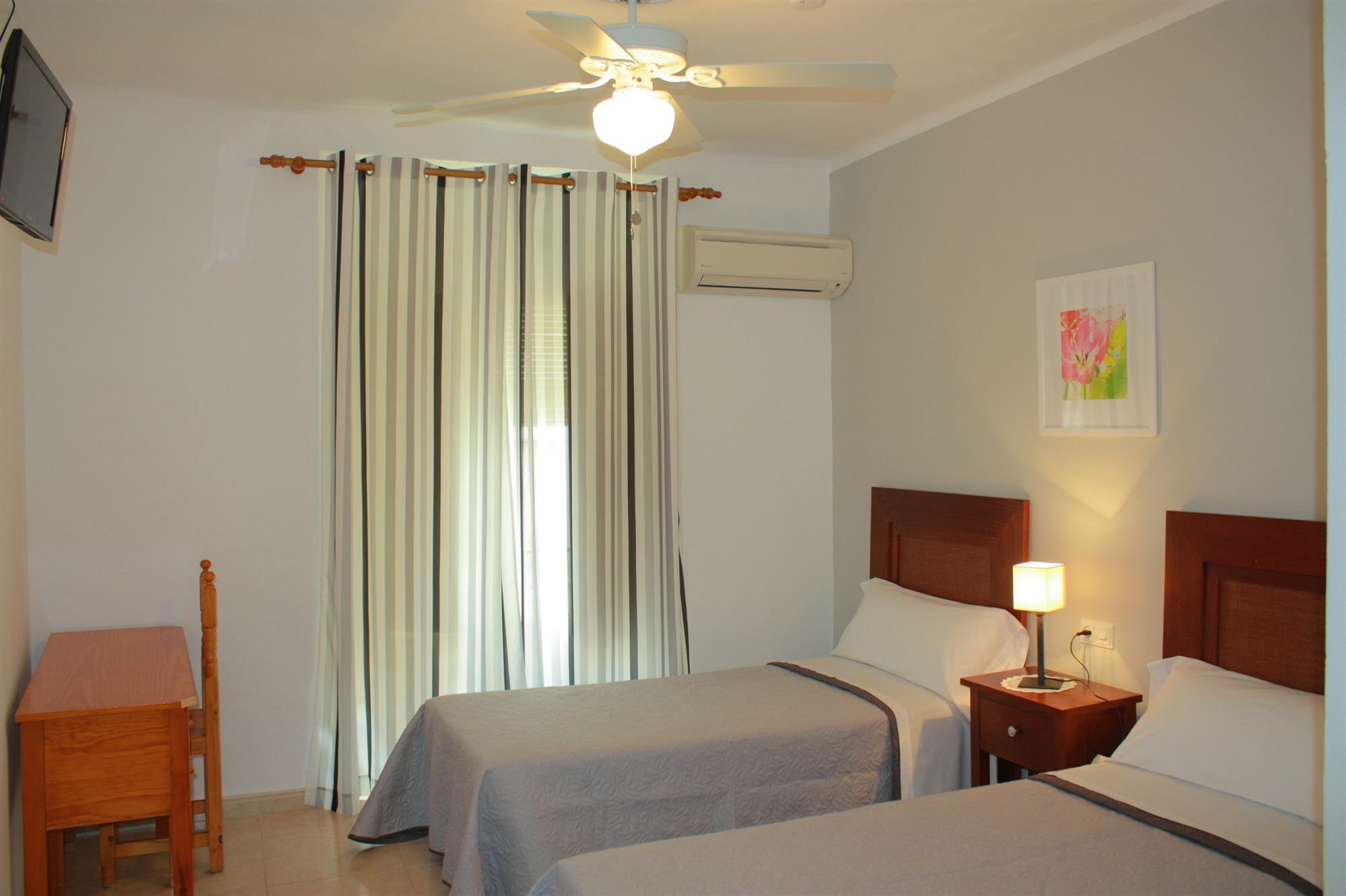 Hotel Toril 安特克拉 外观 照片
